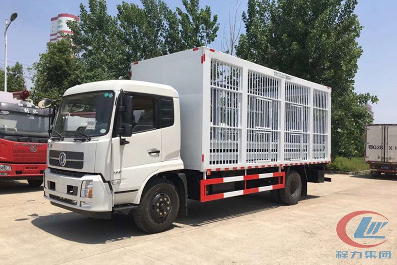 东风天锦6米8运猪车、畜禽运输车侧面图