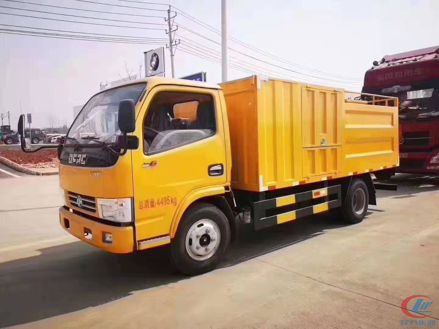 湖北bg大游东风多利卡管道疏通污水处理车