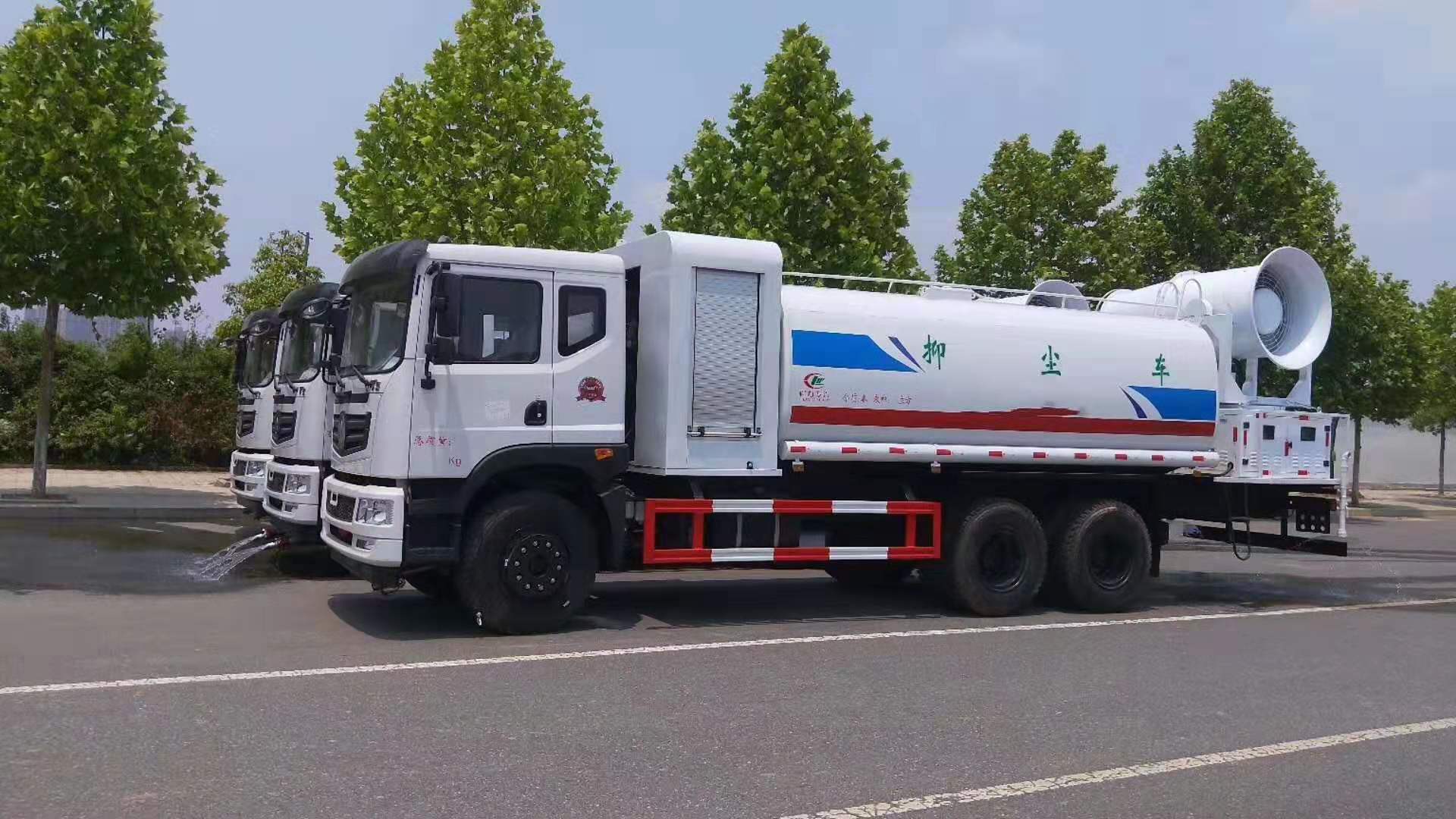 东风多功能抑尘车,bg大游威牌东风后双桥T5抑尘车