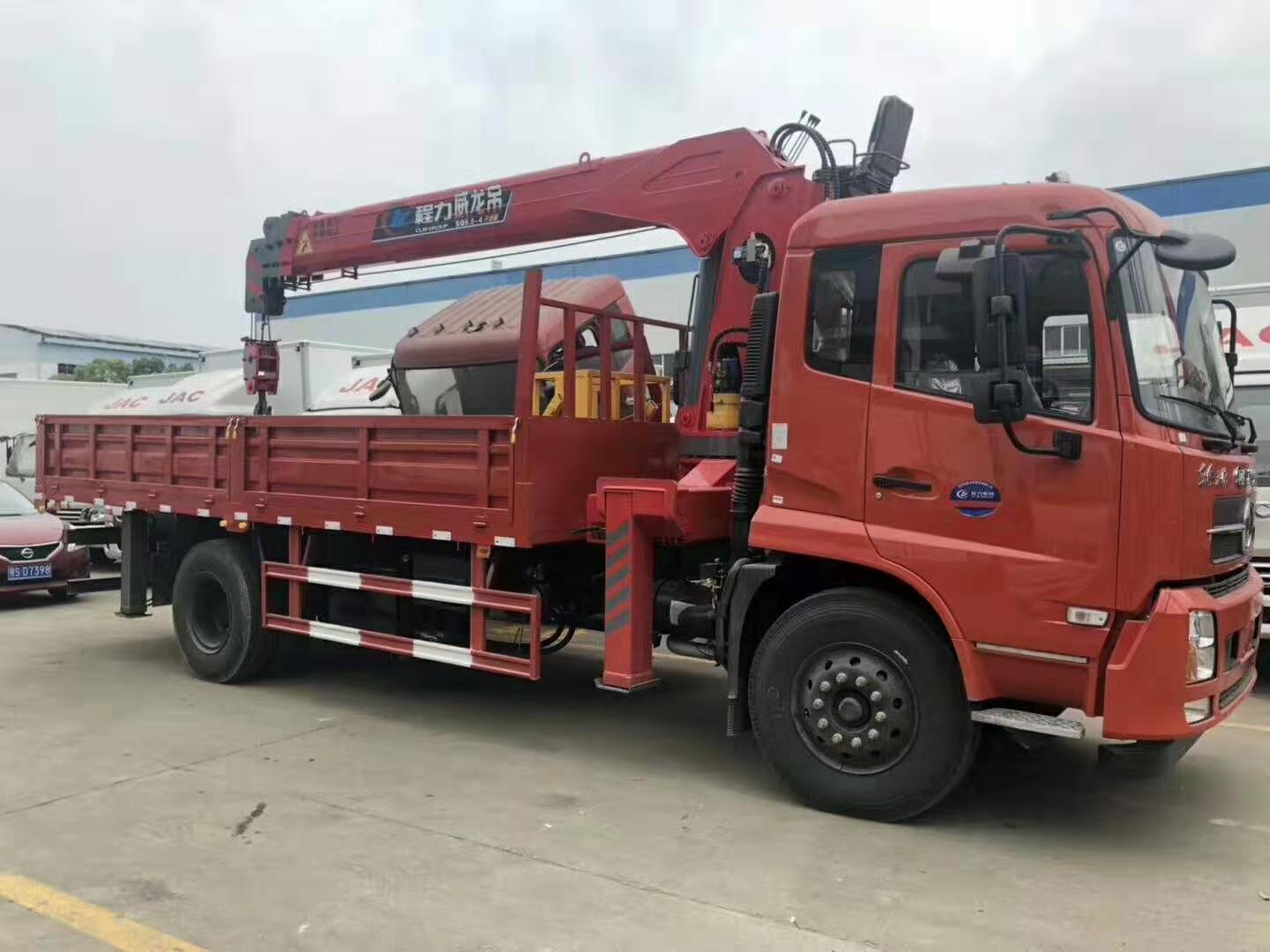 bg大游东风天锦8吨随车吊侧面图