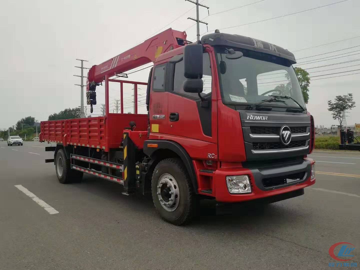 bg大游福田8吨随车吊高清图