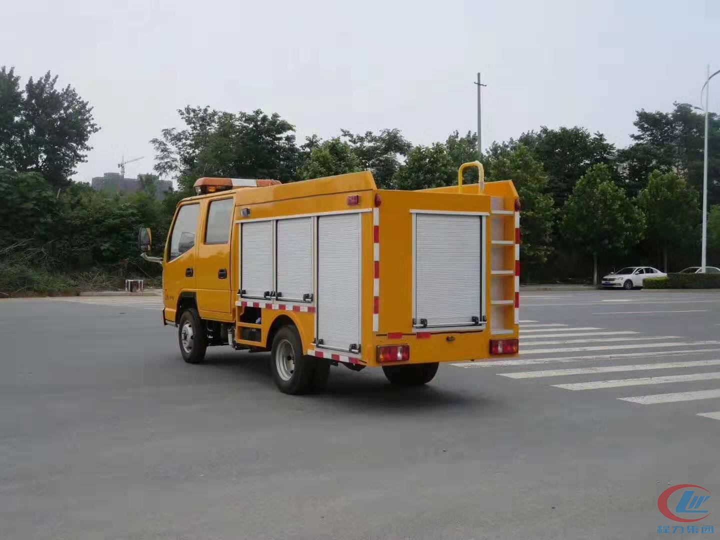 凯马双排抢险车，凯马救险车