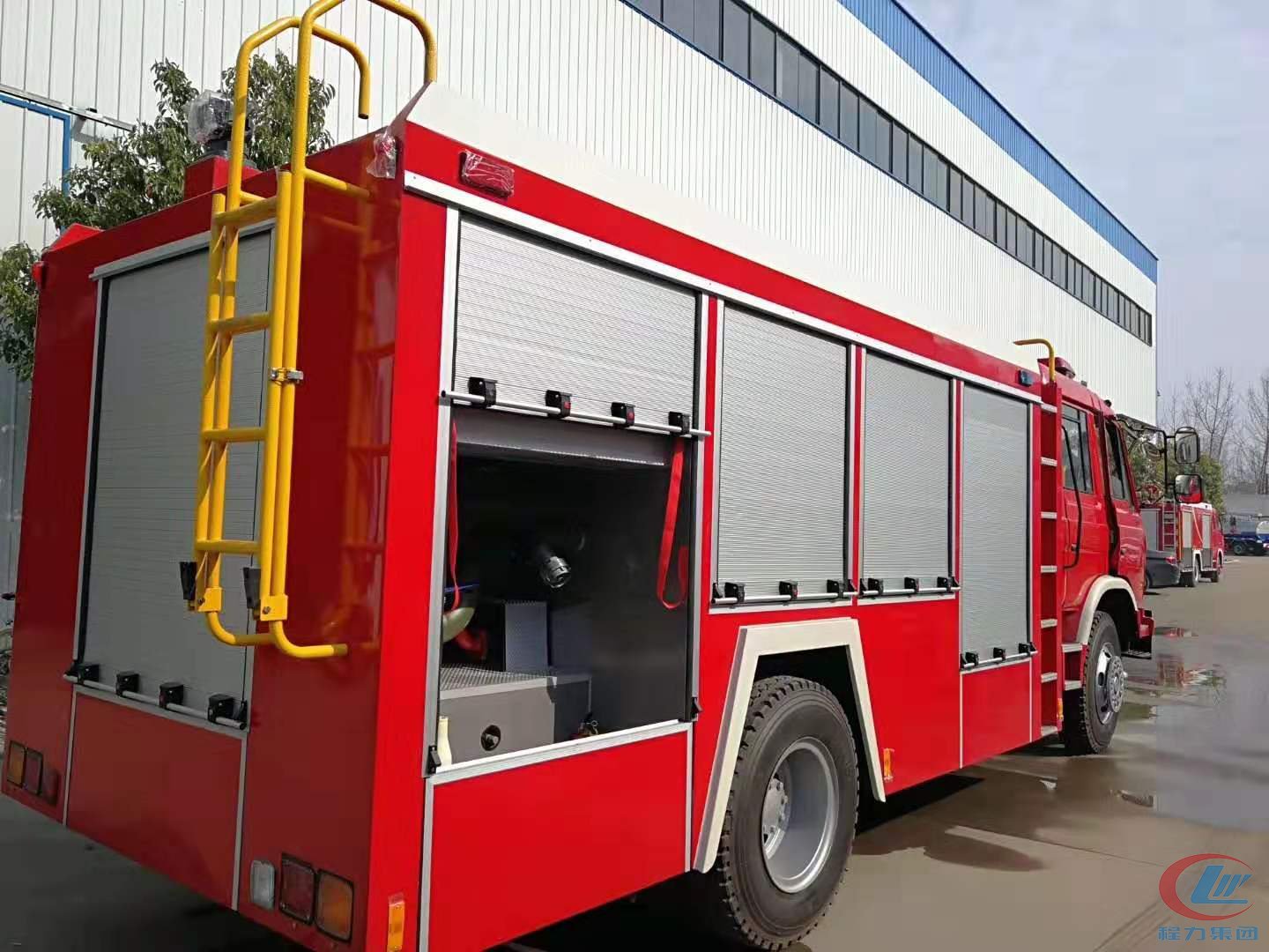 bg大游专汽东风153消防车