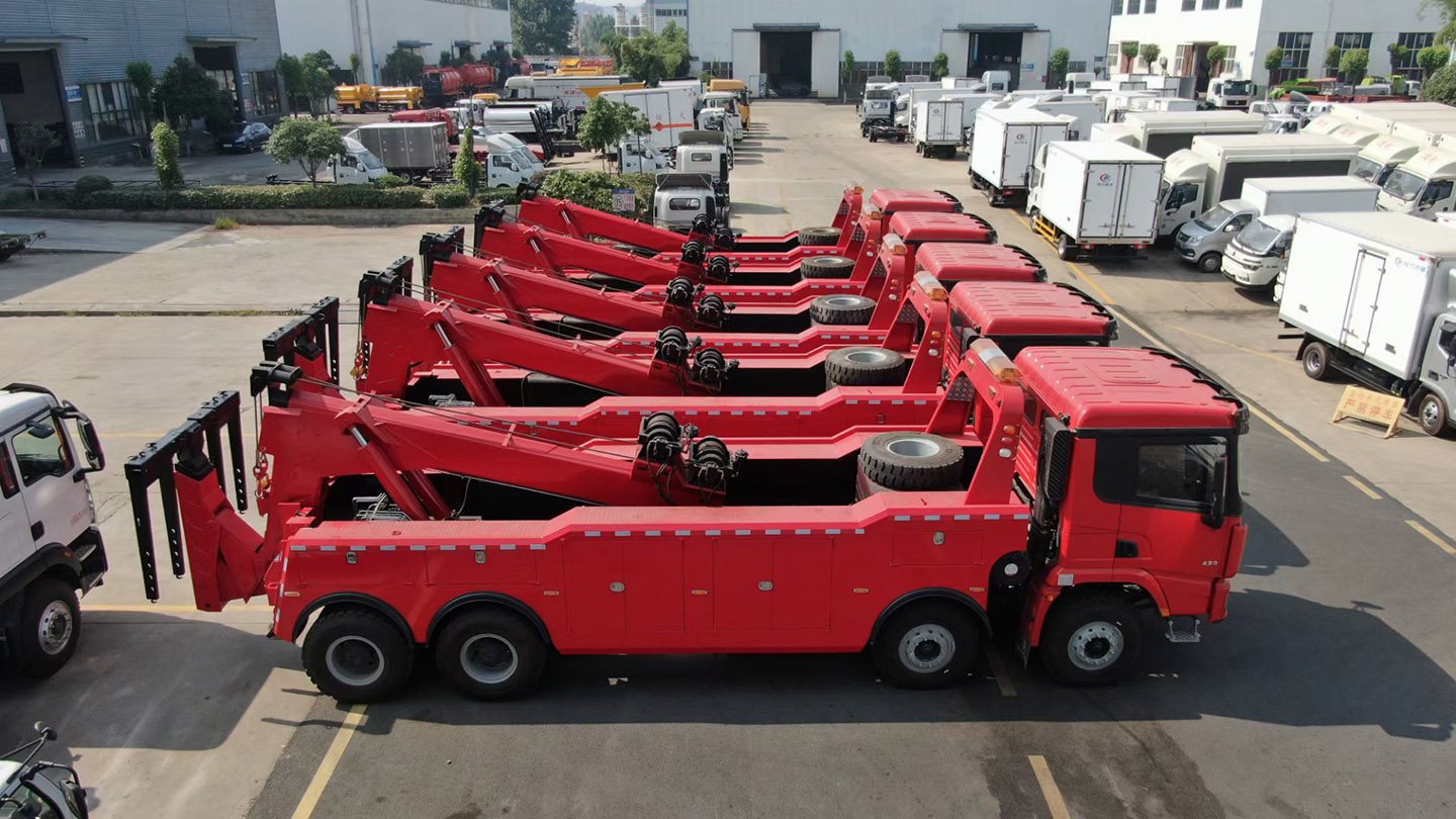 bg大游集团重型拖吊连体清障车批量发车